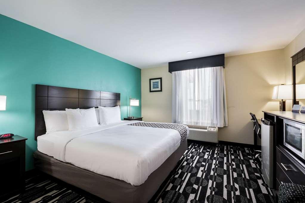 Baymont By Wyndham Oklahoma City Bricktown חדר תמונה